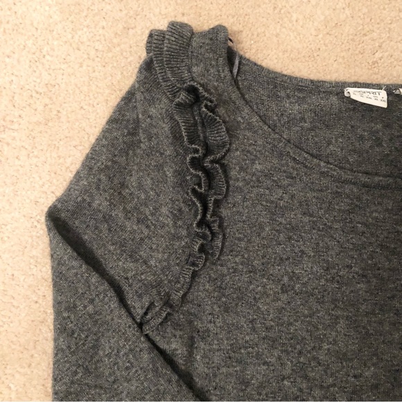 Esprit Gray Crew Neck Sweater with Ruffle Shoulder Detail - size XL - Picture 2 of 3